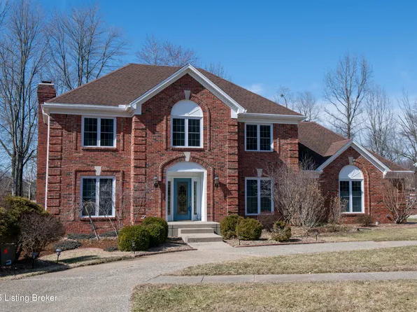 9506 Holiday Dr, Louisville, KY 40272