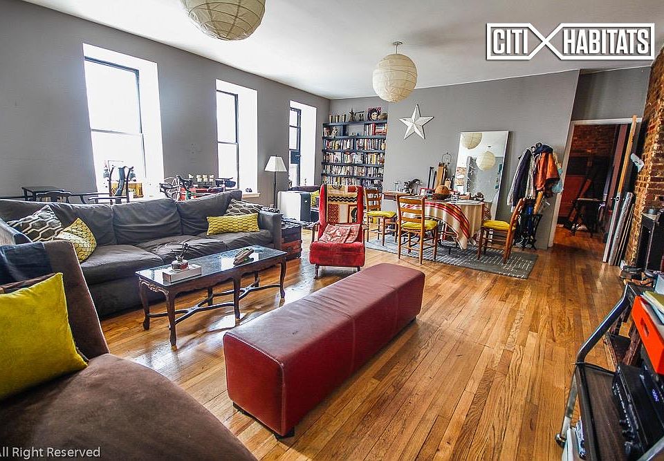 1st image of 303 E 8th St APT 2F
