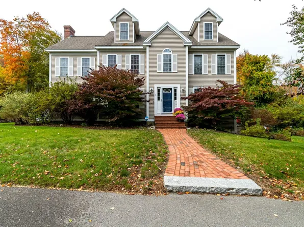 6 Quaker Lane, Seabrook, NH 03874