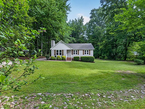 4th image of 412 Meadow Run