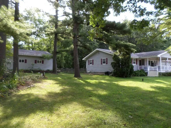 9824 Ellsworth Road, Tomah, WI 54660