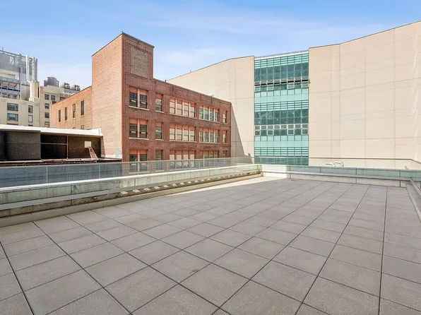 611 W 56th St #4E, New York, NY 10019