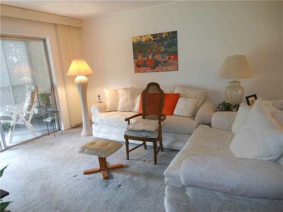 4th image of 6100 NW 44th St APT 408