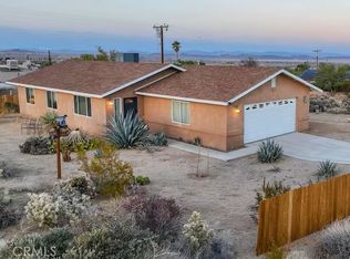 61620 Crest Circle Dr, Joshua Tree, CA 92252