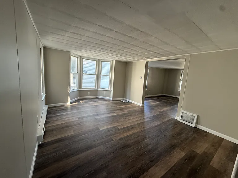 54 Terrace St — Photo 11