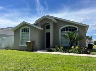 2404 Harbor Town Dr, Kissimmee, FL 34744
