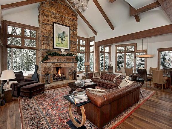 2nd image of 131 Windwood Cir