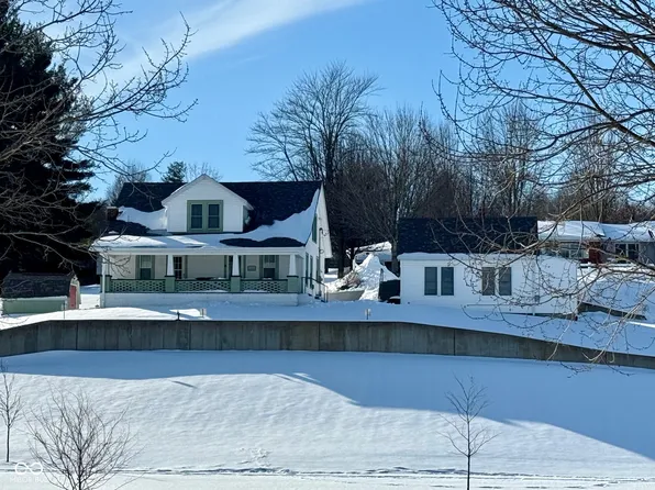 22198 Main St, Oldenburg, IN 47036