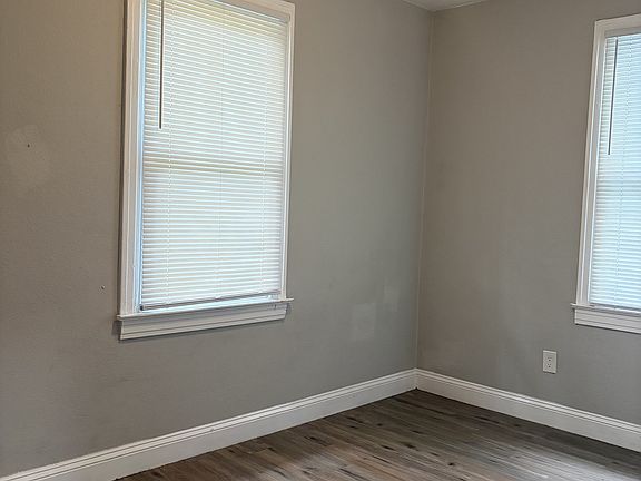 3rd image of 1636 W 28th St