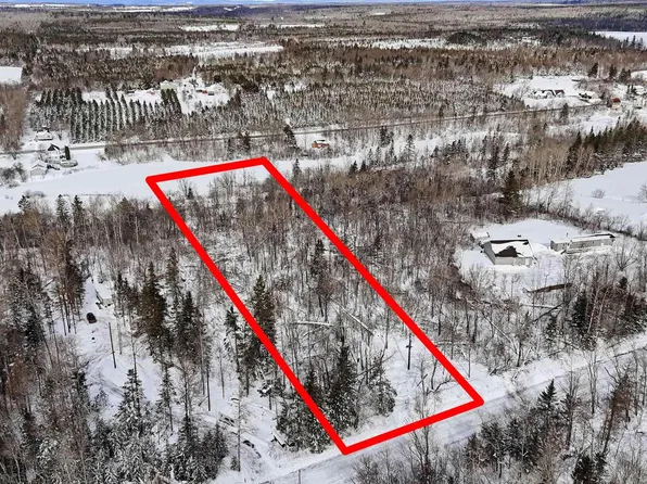 William McCulloch Rd #7B, East Hants, NS B0N 1T0