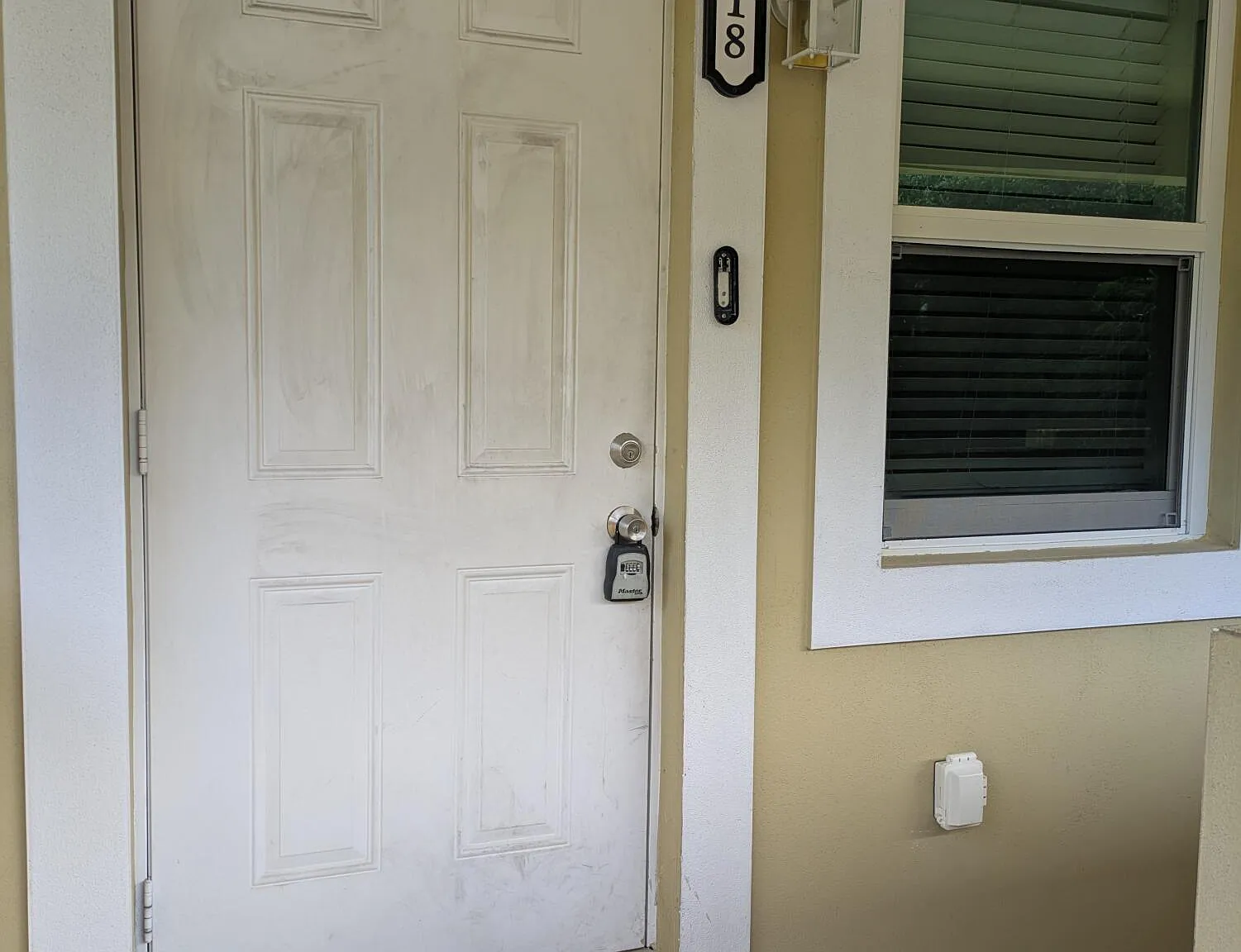 3 bed, 2.0 bath, $2,700 — Photo 2