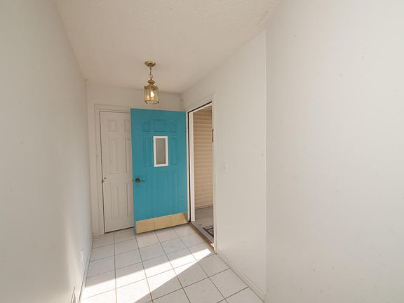 4th image of 6551 Fredonia Cir