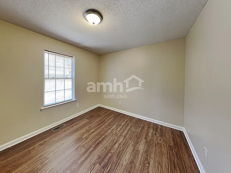 372 Emerald Pines Dr — Photo 16