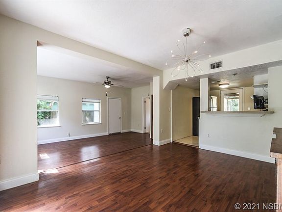 5th image of 2614 Westwood Ave