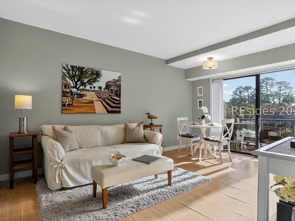 10 S Forest Beach Dr APT 212, Hilton Head Island, SC 29928