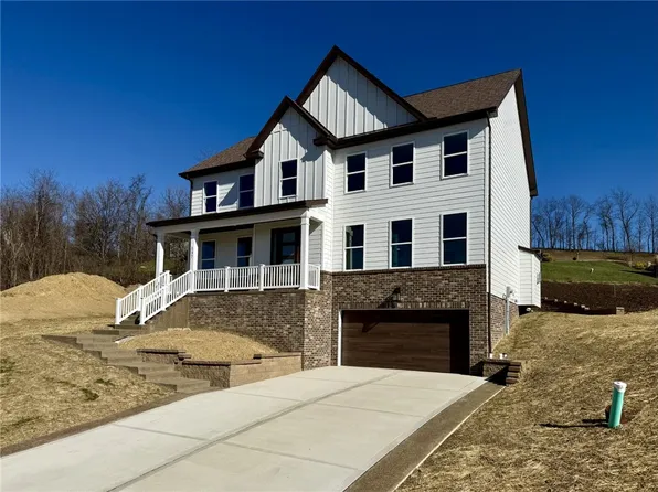 137 Morningstar Dr, Rostraver Township, PA 15012