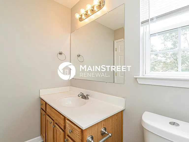 Main Bathroom