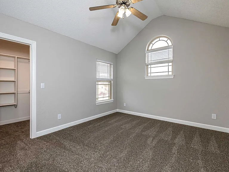 Arbor Mist Townhomes — Photo 32