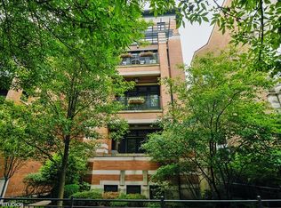 639 W Melrose St, Chicago, IL 60657