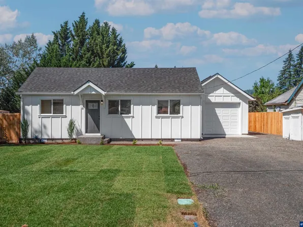 4613 Airport Ln, Sweet Home, OR 97386