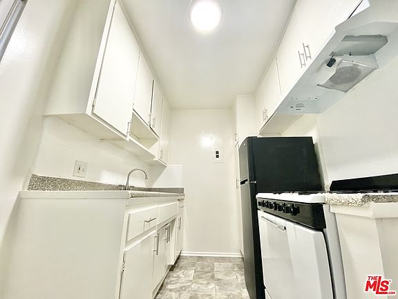 3rd image of 3397 Bennett Dr #24