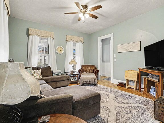 5th image of 814 French St