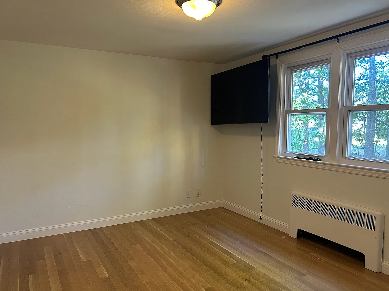 2 bed, 1000 sqft, $3,000 — Photo 4