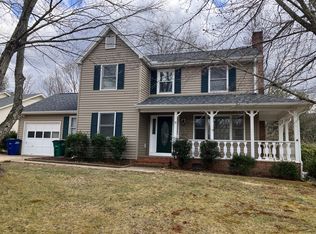 6 Westminster Dr, Asheville, NC 28804