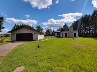 140 Holm Rd, Esko, MN 55733