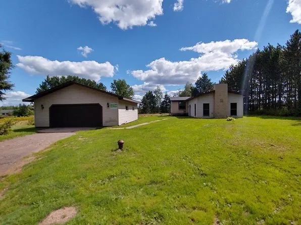140 Holm Rd, Esko, MN 55733