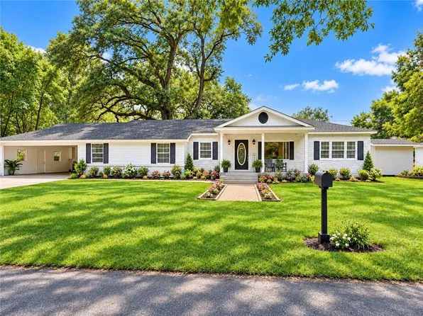 5211 Border Dr S, Mobile, AL 36608