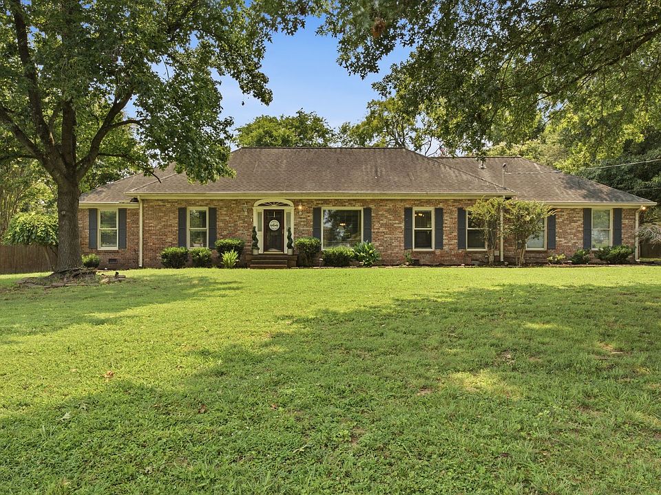 1st image of 126 Choctaw Dr