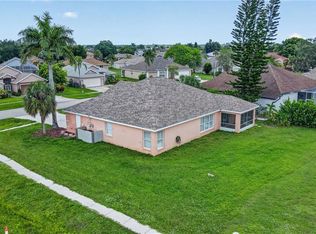 1502 Scholar CT, LEHIGH ACRES, FL 33971