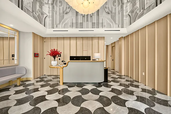 Entry / hallway, photo 2