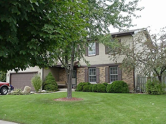 4802 W Glenbrook Trl photo 1