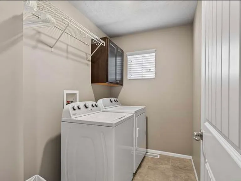 16606 Hanover St — Photo 25