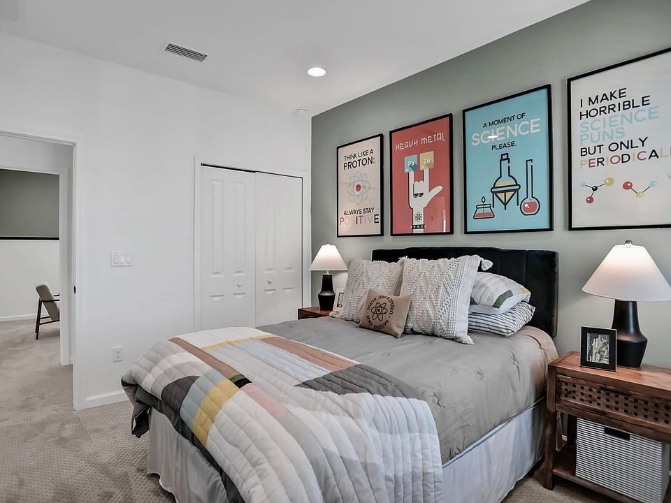 1st image of 42 Brookgreen Way St