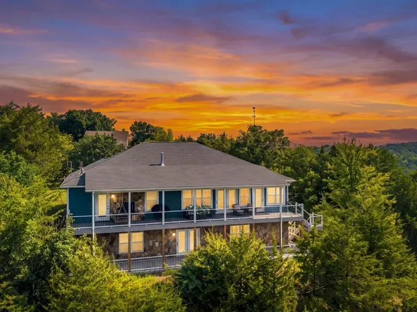 3426-3412 Caywood Rd, Dandridge, TN 37725