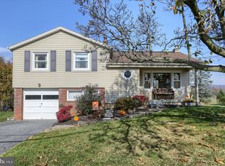 30 Sharon Rd, Enola, PA 17025