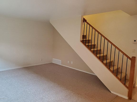 5th image of 944 N Desert Ave