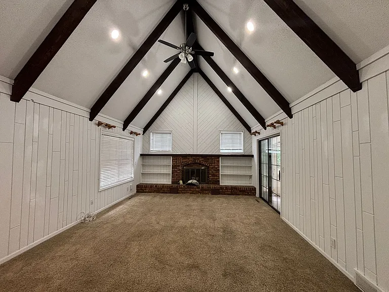 15045 Switzer Rd — Photo 6