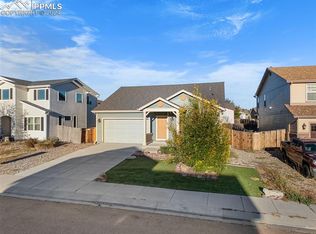 11140 Falling Star Rd, Fountain, CO 80817