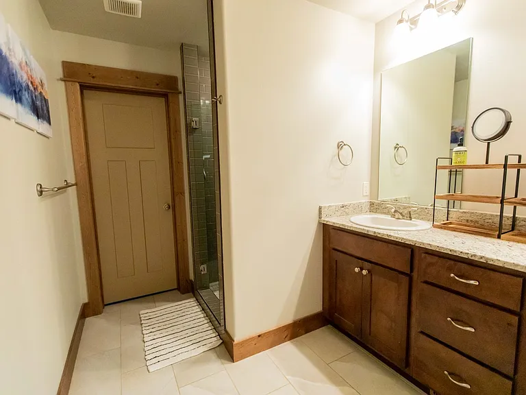 1387 Crabapple Dr — Photo 32