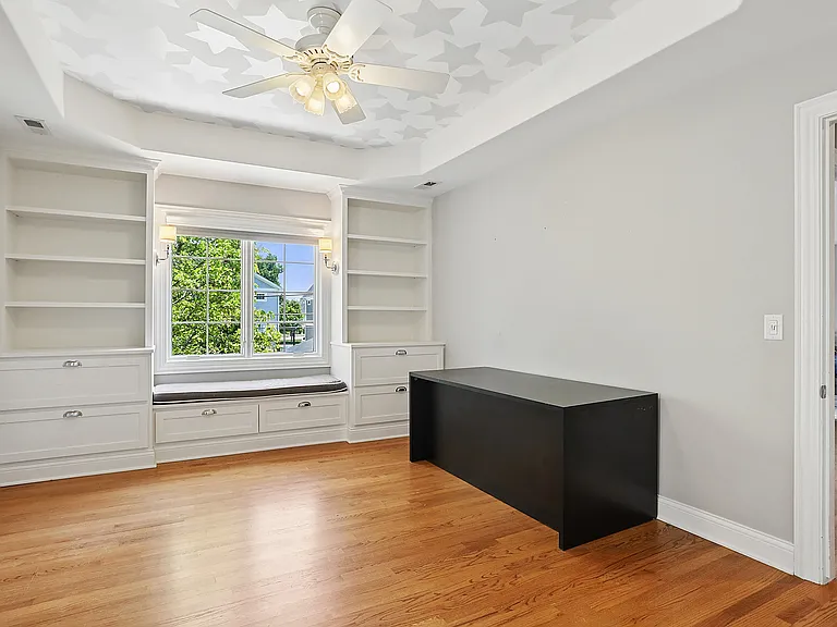 737 S Swain Ave — Photo 18