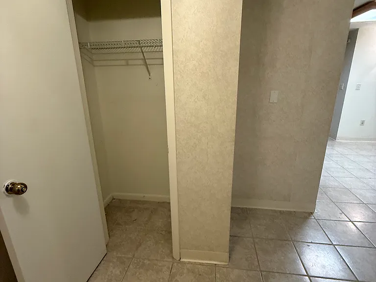 310 Lookout Ave #106 — Photo 34
