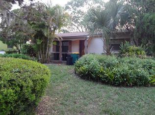 13637 120th St, Seminole, FL 33778