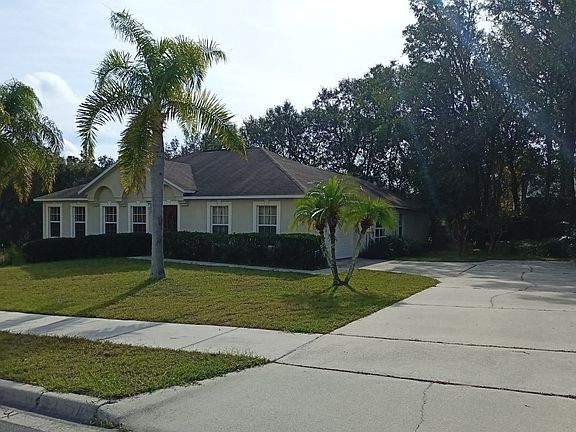 2nd image of 2582 Sheila Dr