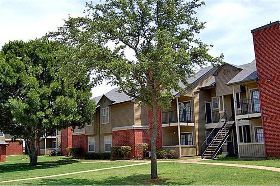 6363 W Camp Wisdom Rd APT 1213, Dallas, TX 75236 Zillow