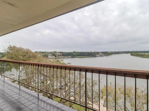 18809 Egret Bay Blvd APT 125, Houston, TX 77058