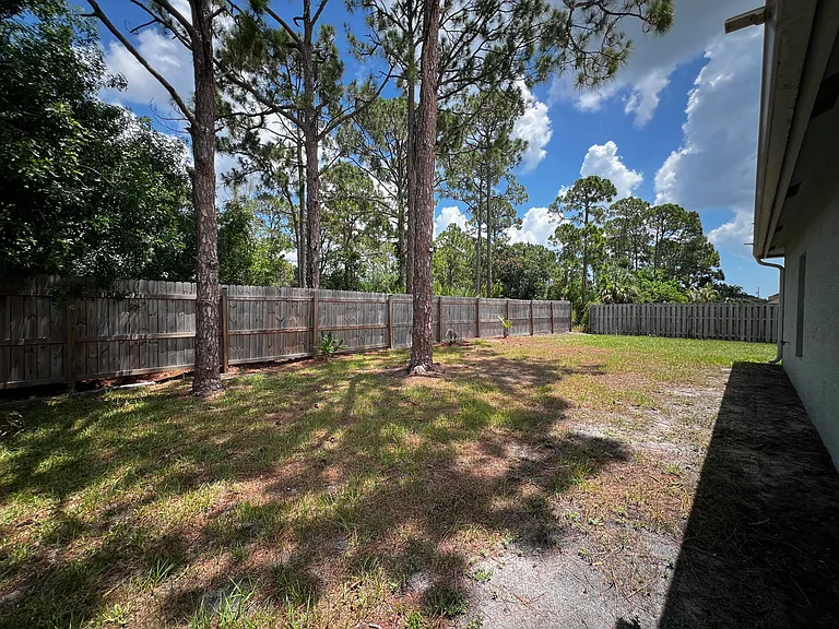 349 SW Dagget Ave — Photo 28
